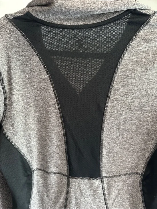 Champion Women’s Gray & Black Half-Zip Performance Pullover - Picture 5 of 9